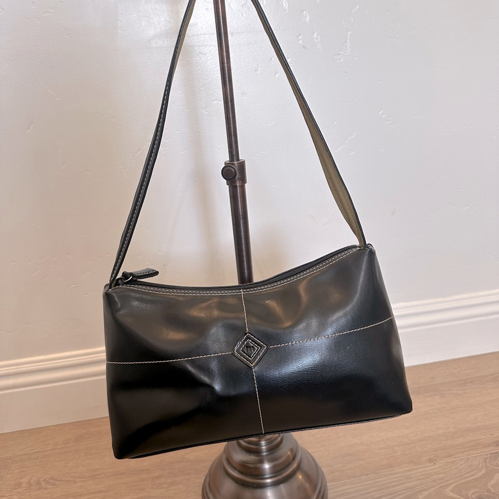 Montano New York Black Leather Shoulder Bag